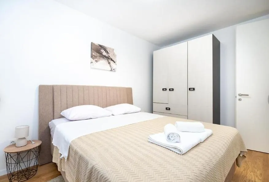 Apartman Luka Zadar 0*,