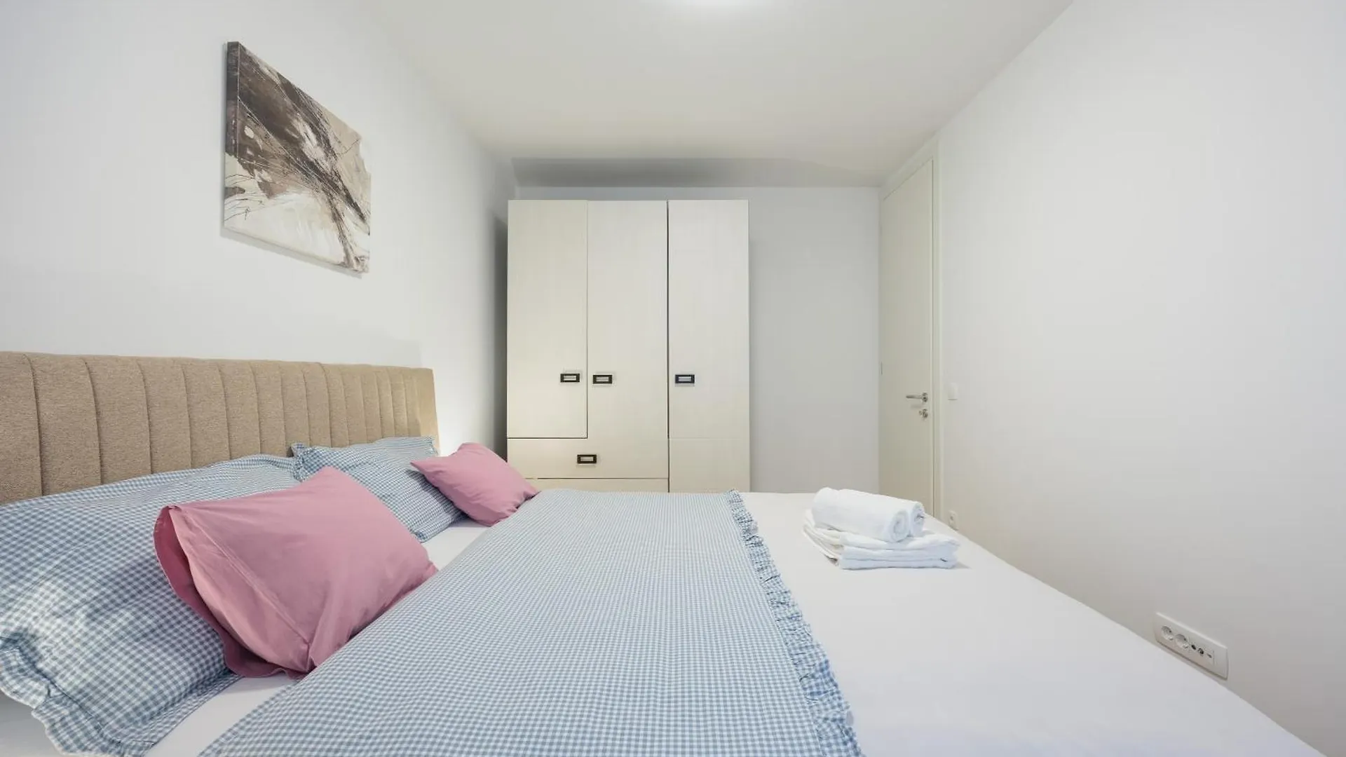 Apartman Luka Zadar 0*,  Croatia